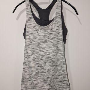 Lululemon On Track Tank, size 4